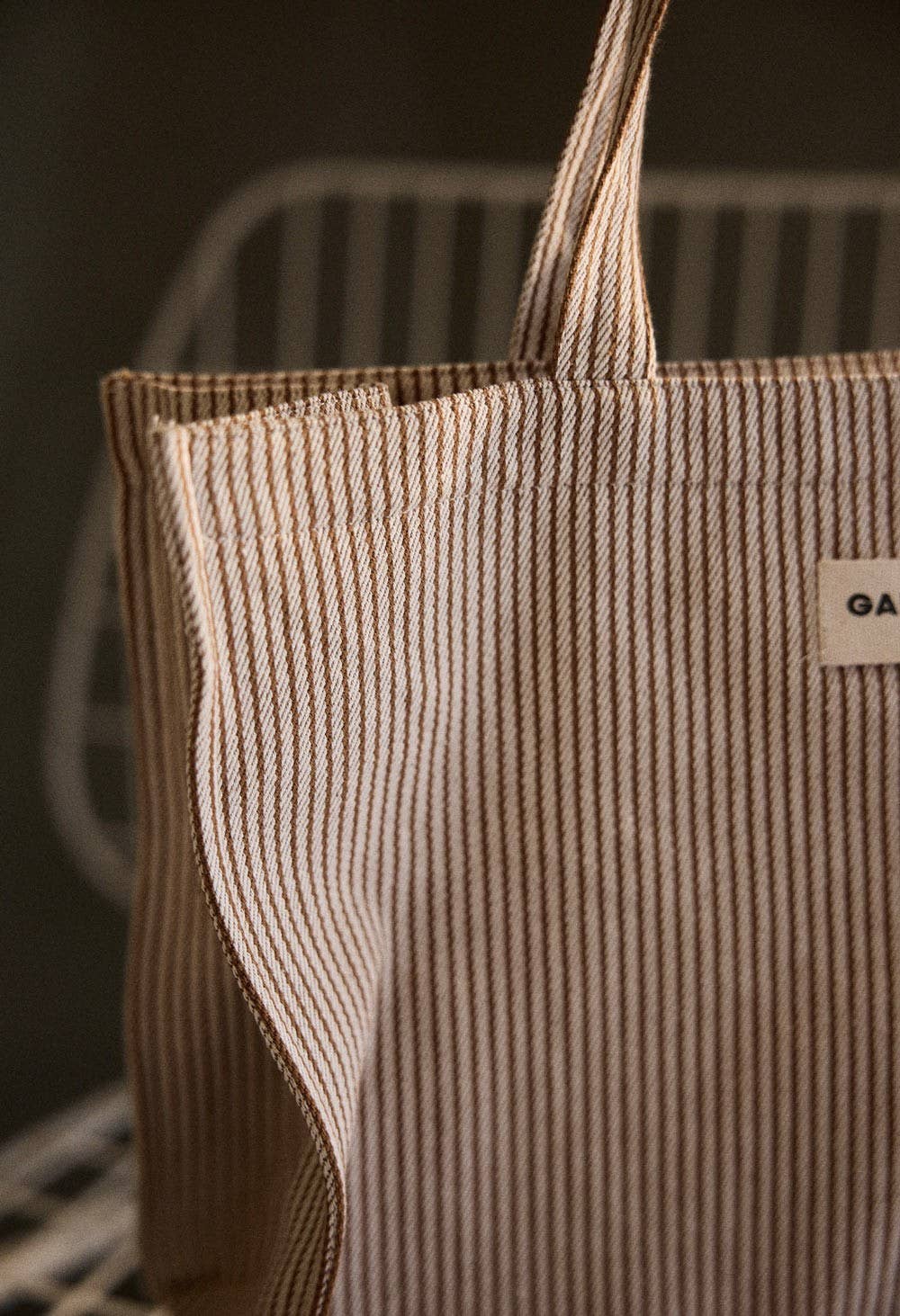 Gabrielle Paris 24-Stunden-Tasche | Tonstreifen - Image 2