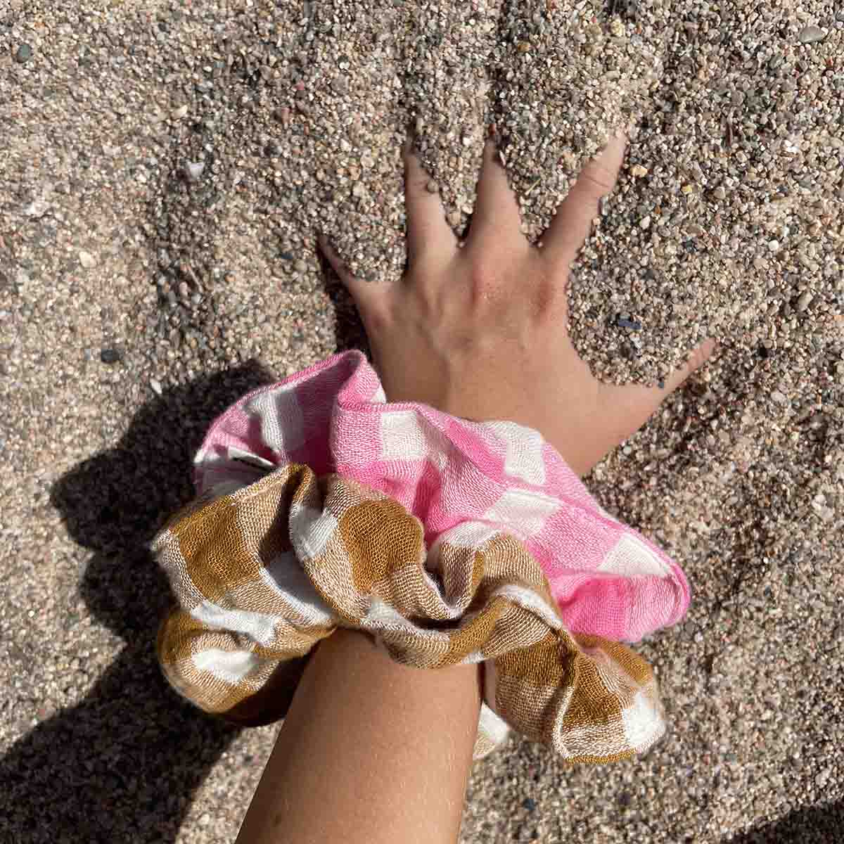 Rose in April Scrunchie "Chouchou" Karamell - Image 2