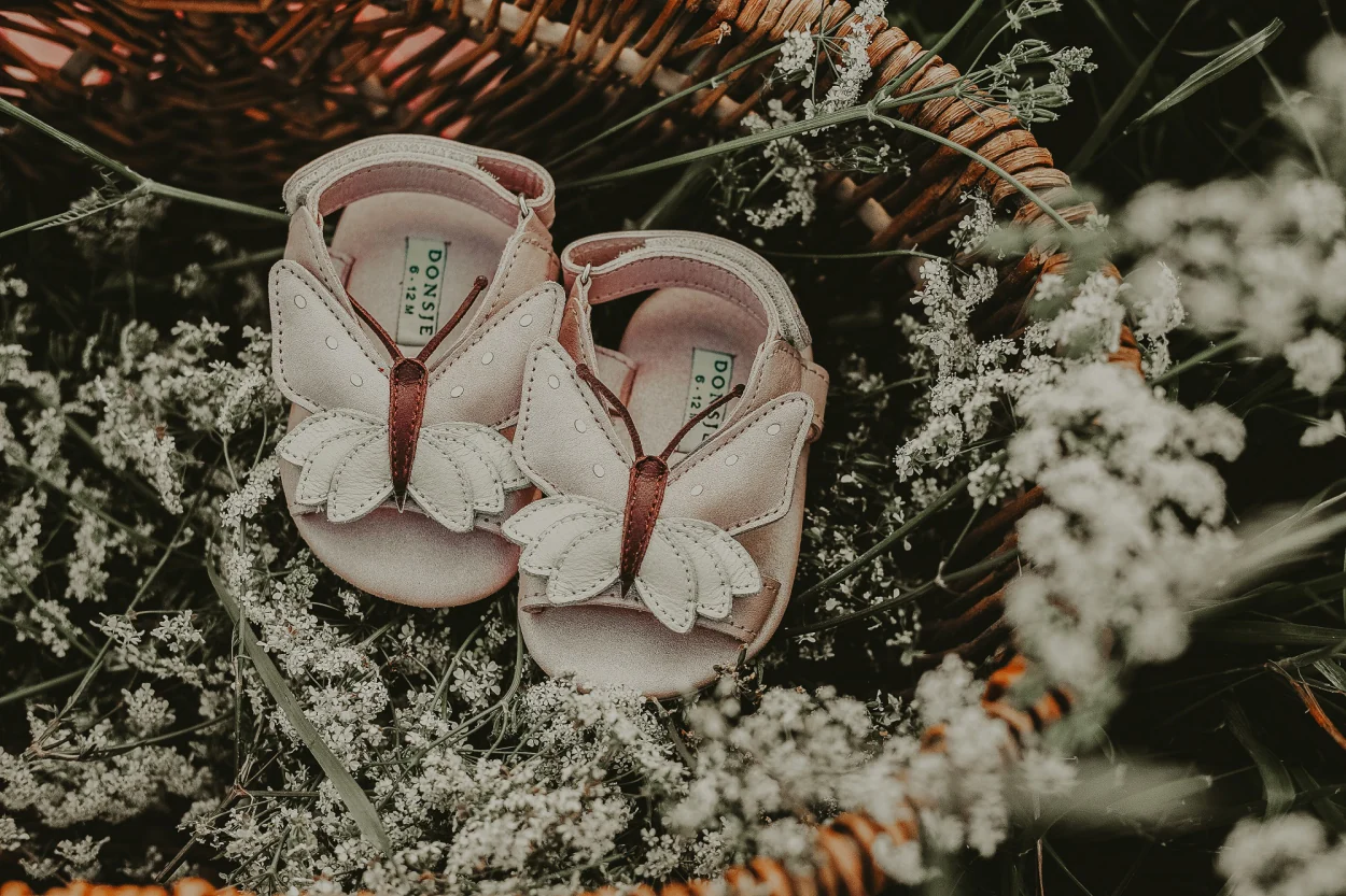 Donsje Baby Sandalen "Tuti Sky Butterfly" | Powder Metallic - Image 3