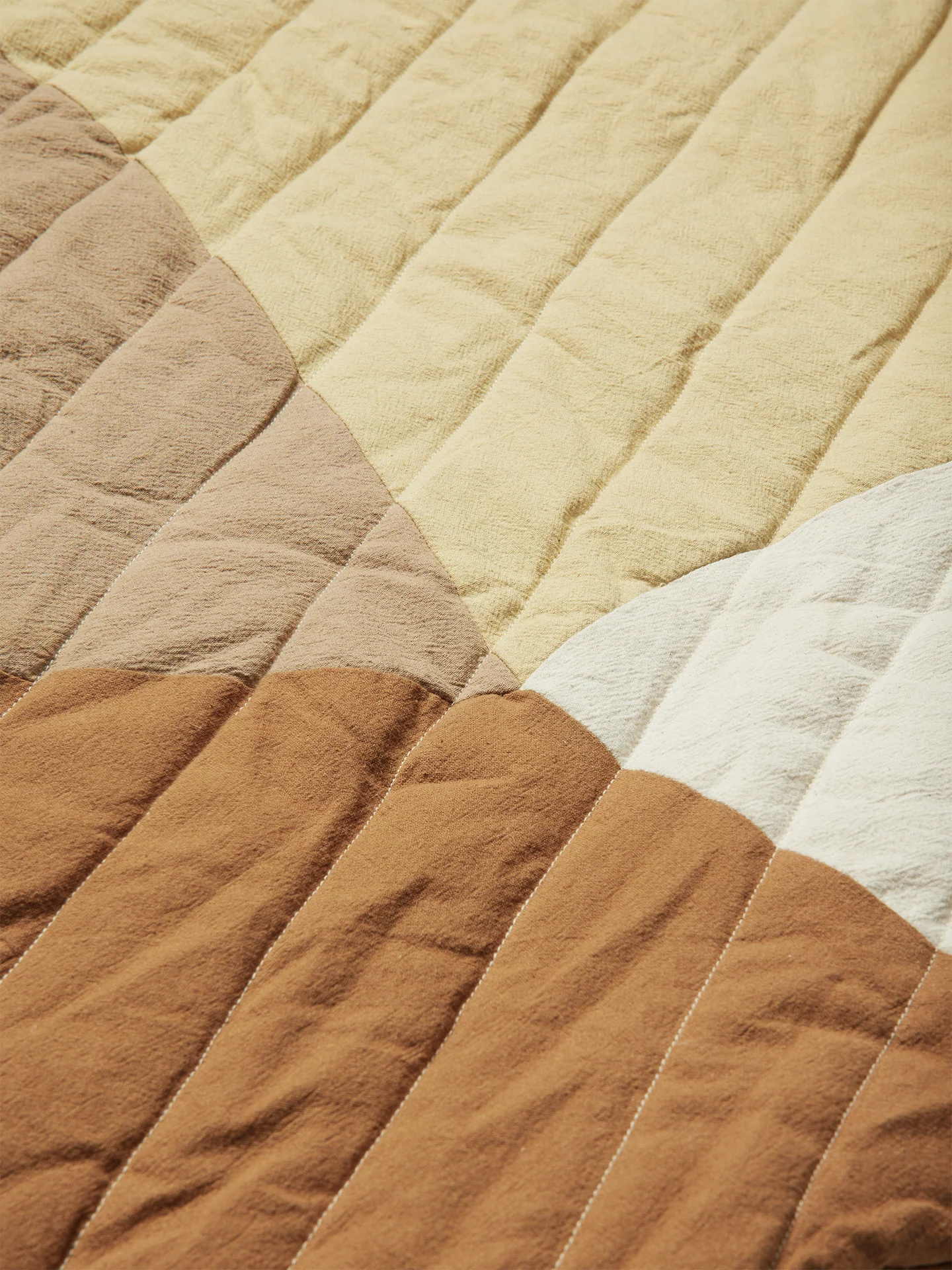 Ferm Living Krabbeldecke - Swif Multi - Image 2