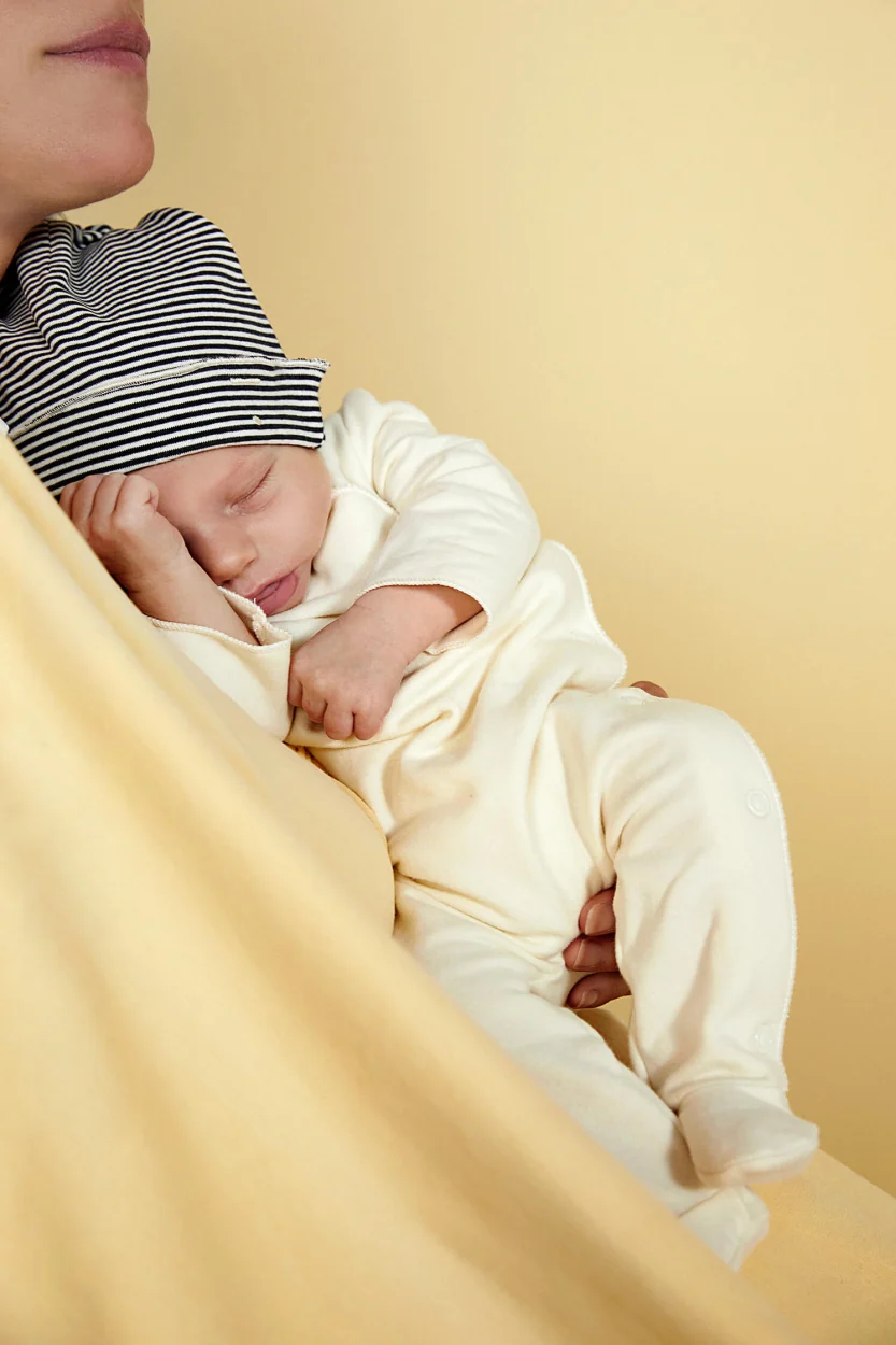 Gray Label Baby Mütze Nearly Black-Cream - Image 2
