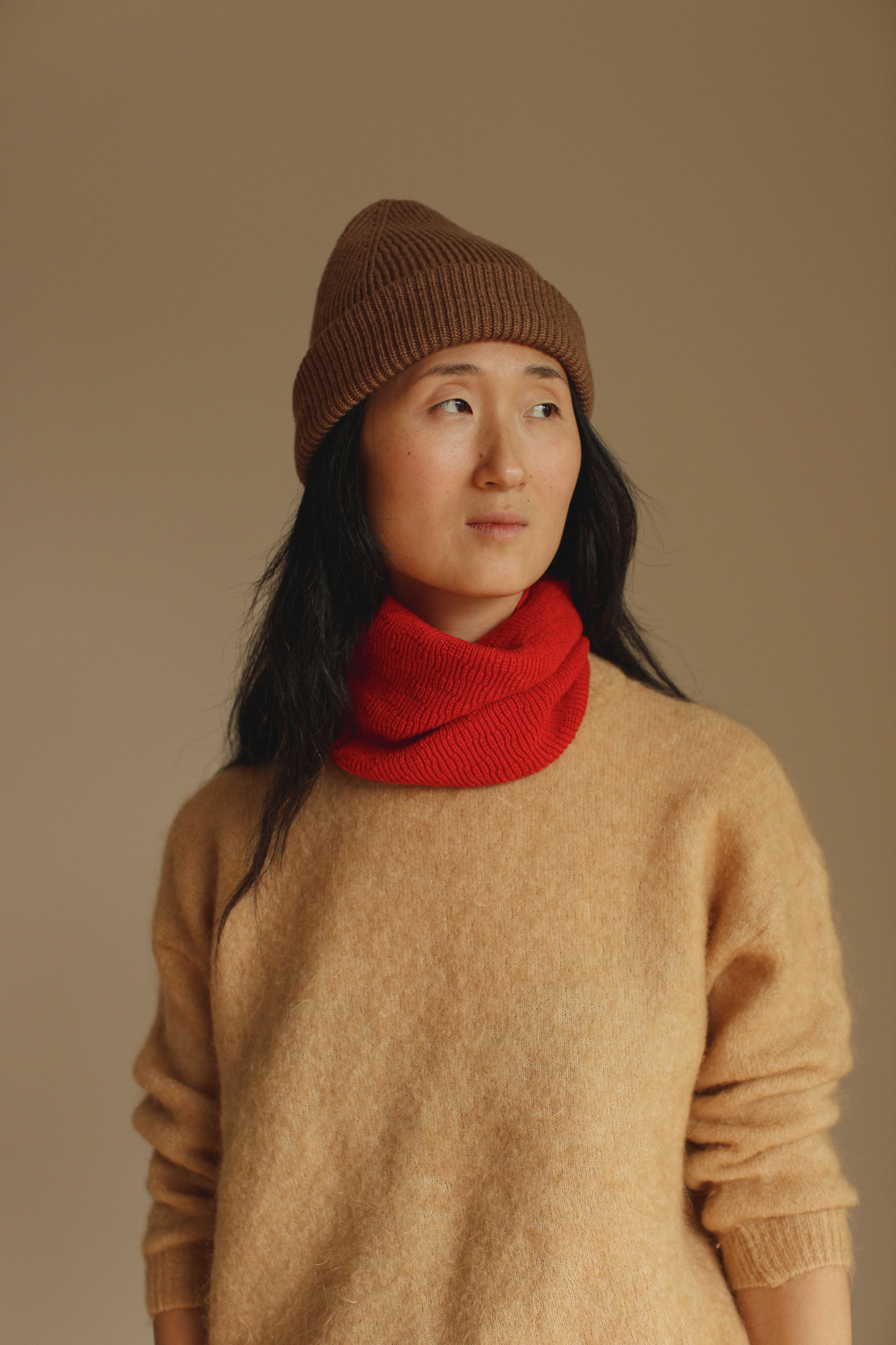 Hvid Adult Beanie "Fonzie" Mocha - Image 2