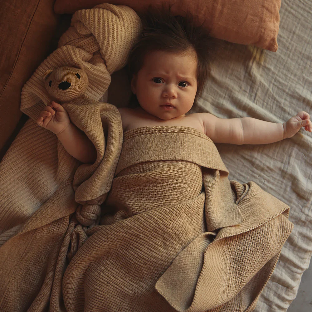 Hvid Babydecke "Gust" Sand - Image 3