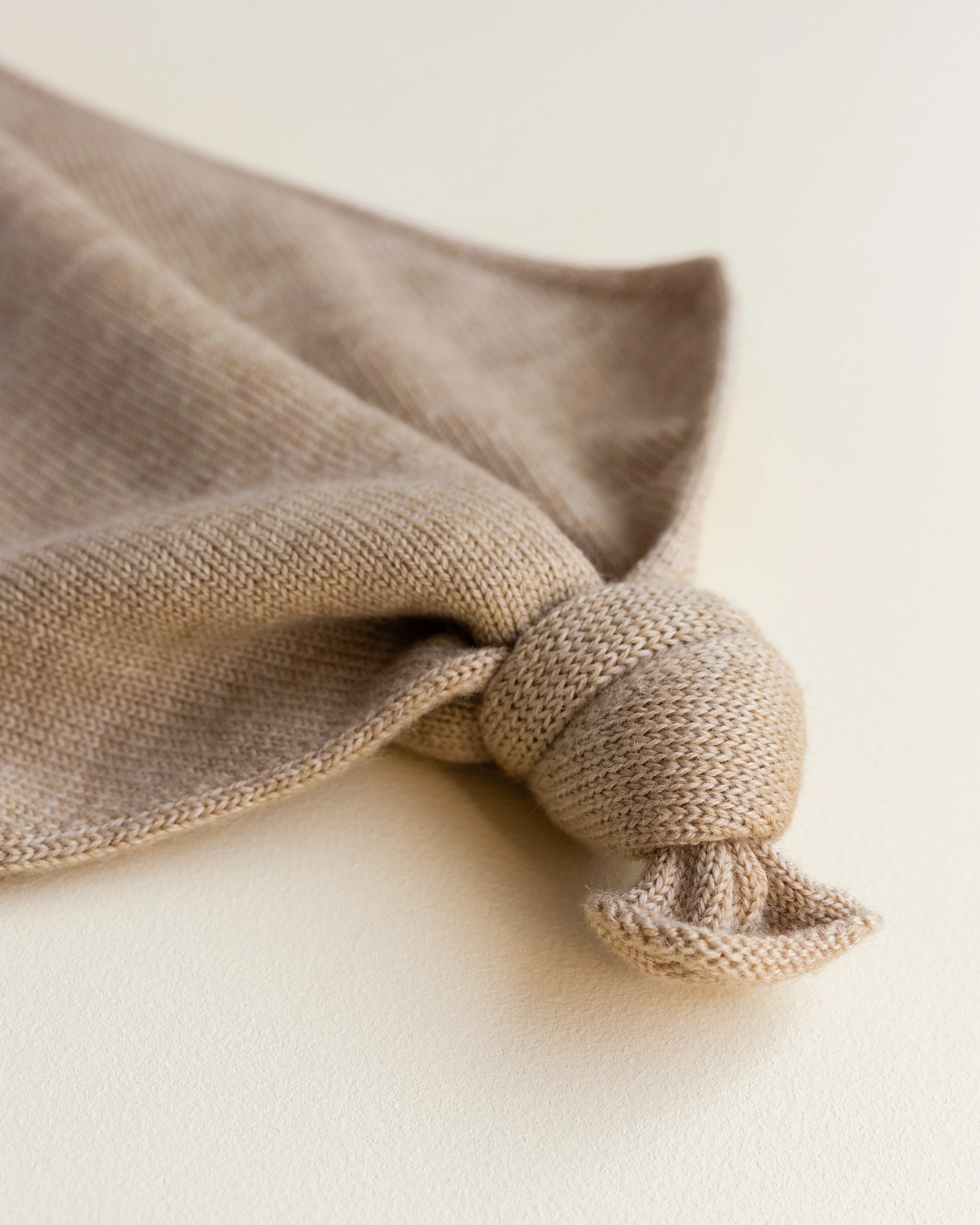 Hvid Kuscheltuch Teddy "Tokki" Sand - Image 6