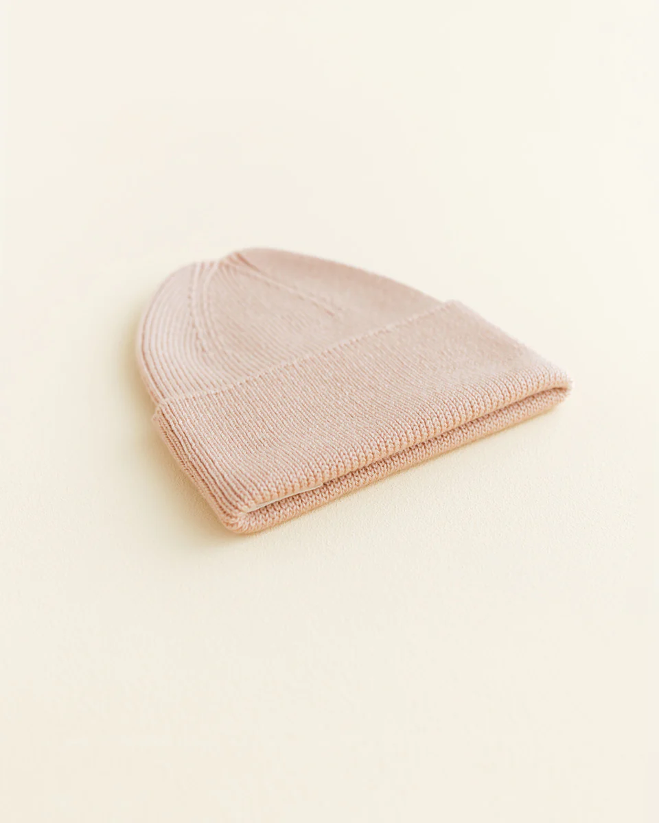 Hvid Newborn Beanie "Fonzie" Apricot - Image 2