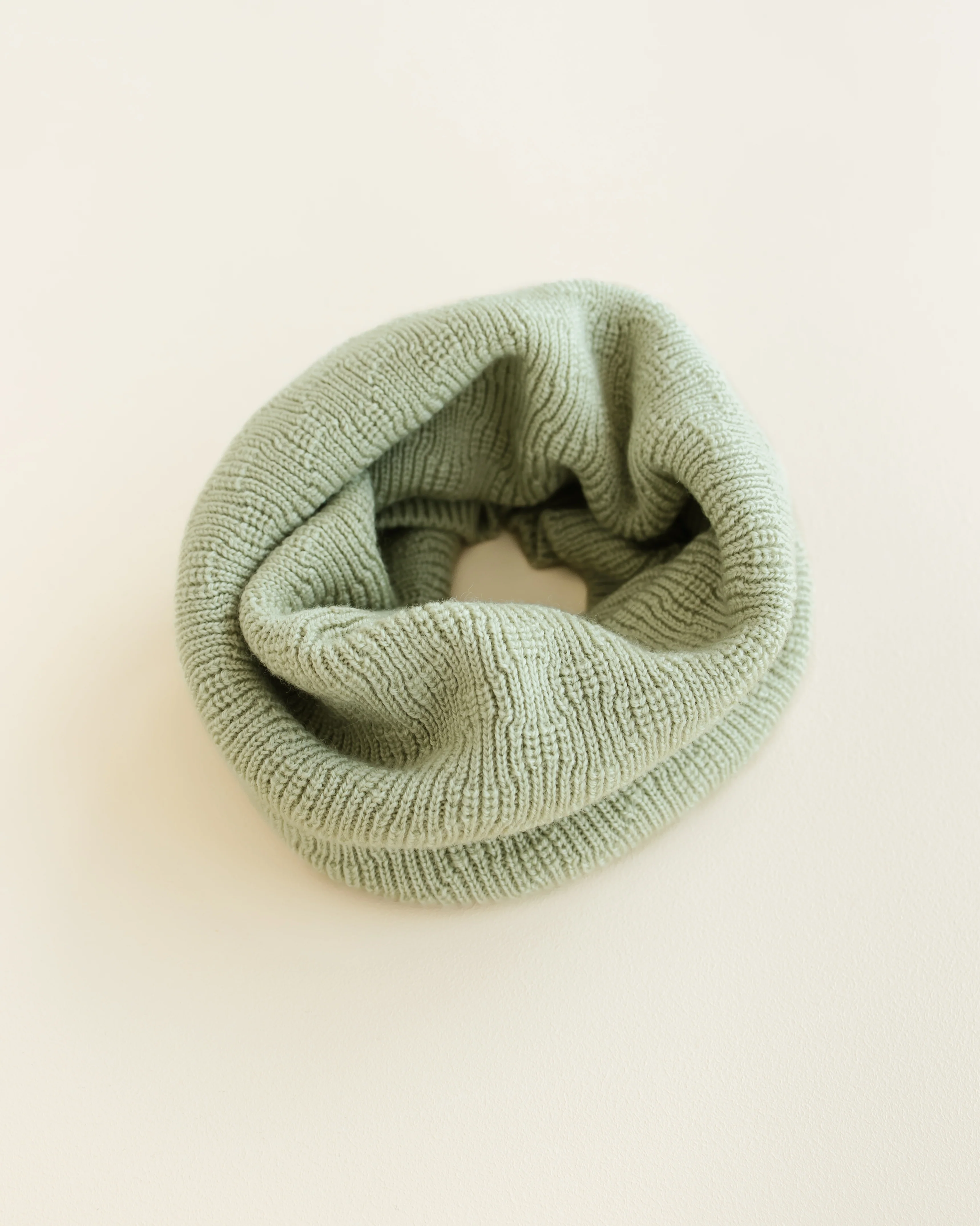 Hvid Schlauchschal "Gigi" Mint
