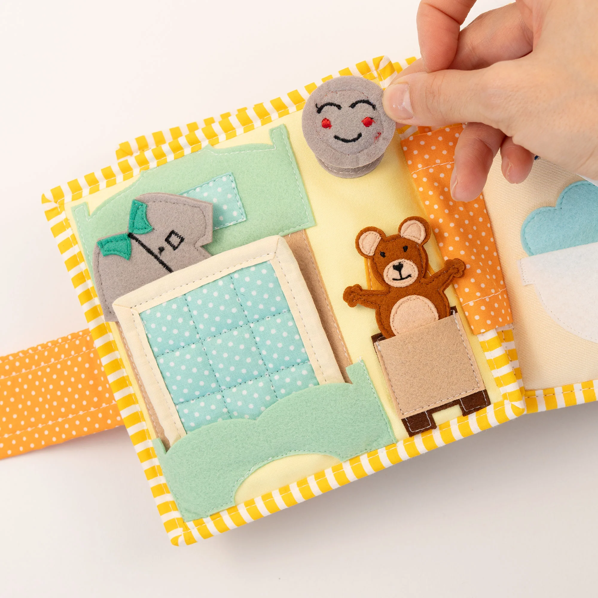 Jolly Designs Montessori Mini Quietbook | Home Sweet Home - Image 11