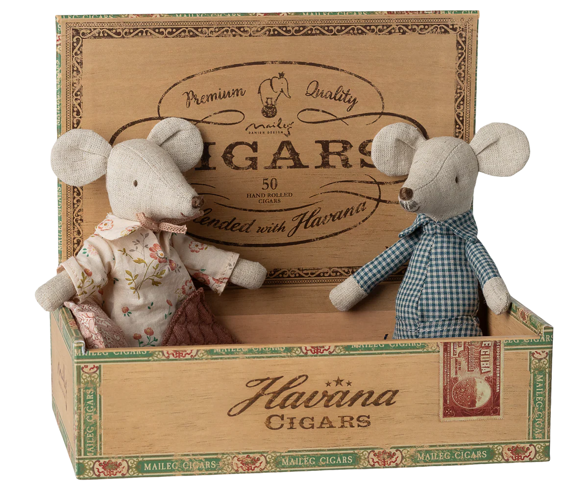 Maileg Oma und Opa Maus in Box - Image 4