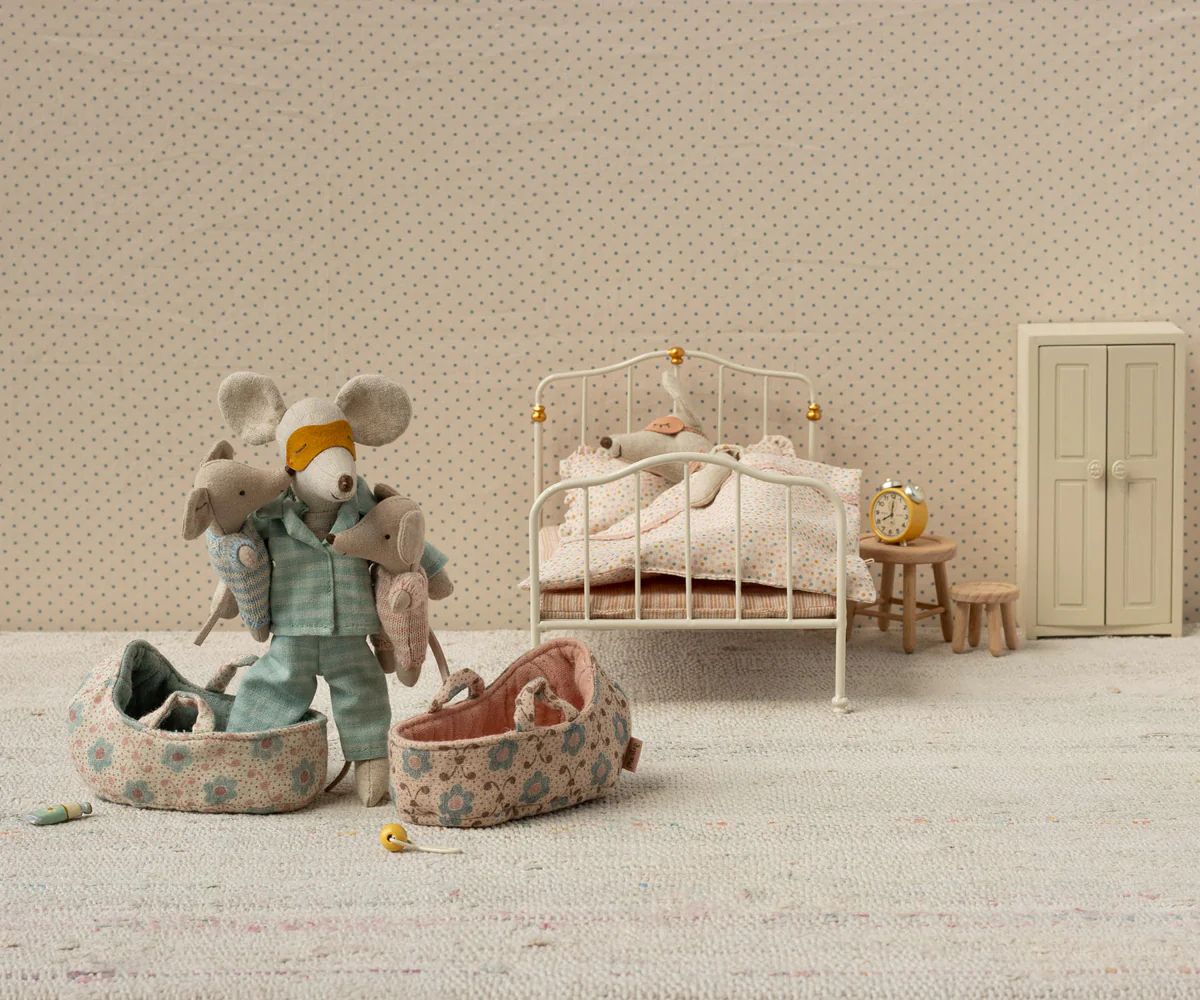 Maileg Babymaus in Tragetasche | Blue - Image 2