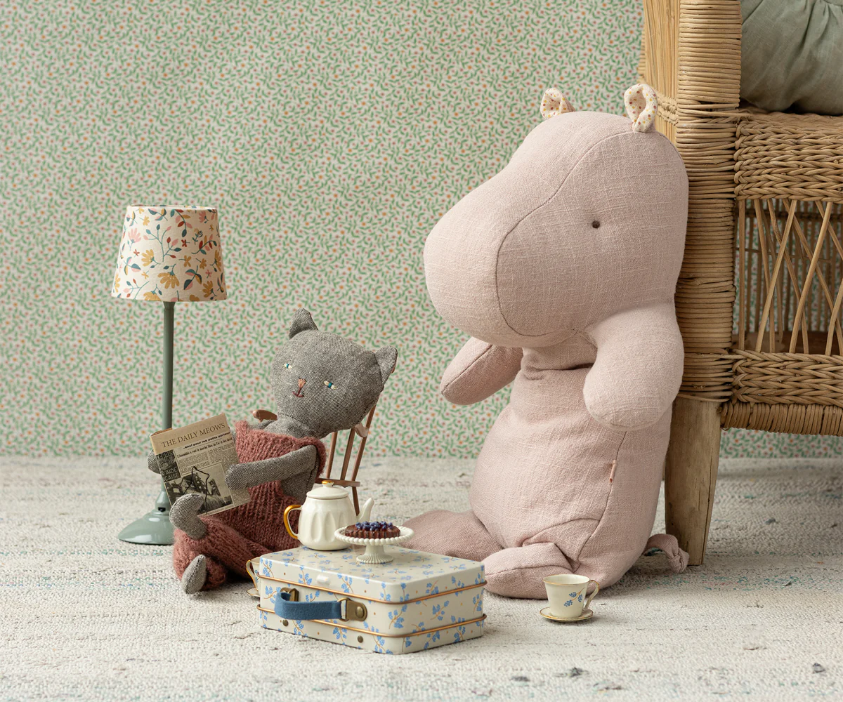 Maileg Safarifreunde Hippo Medium | Light Rose - Image 2