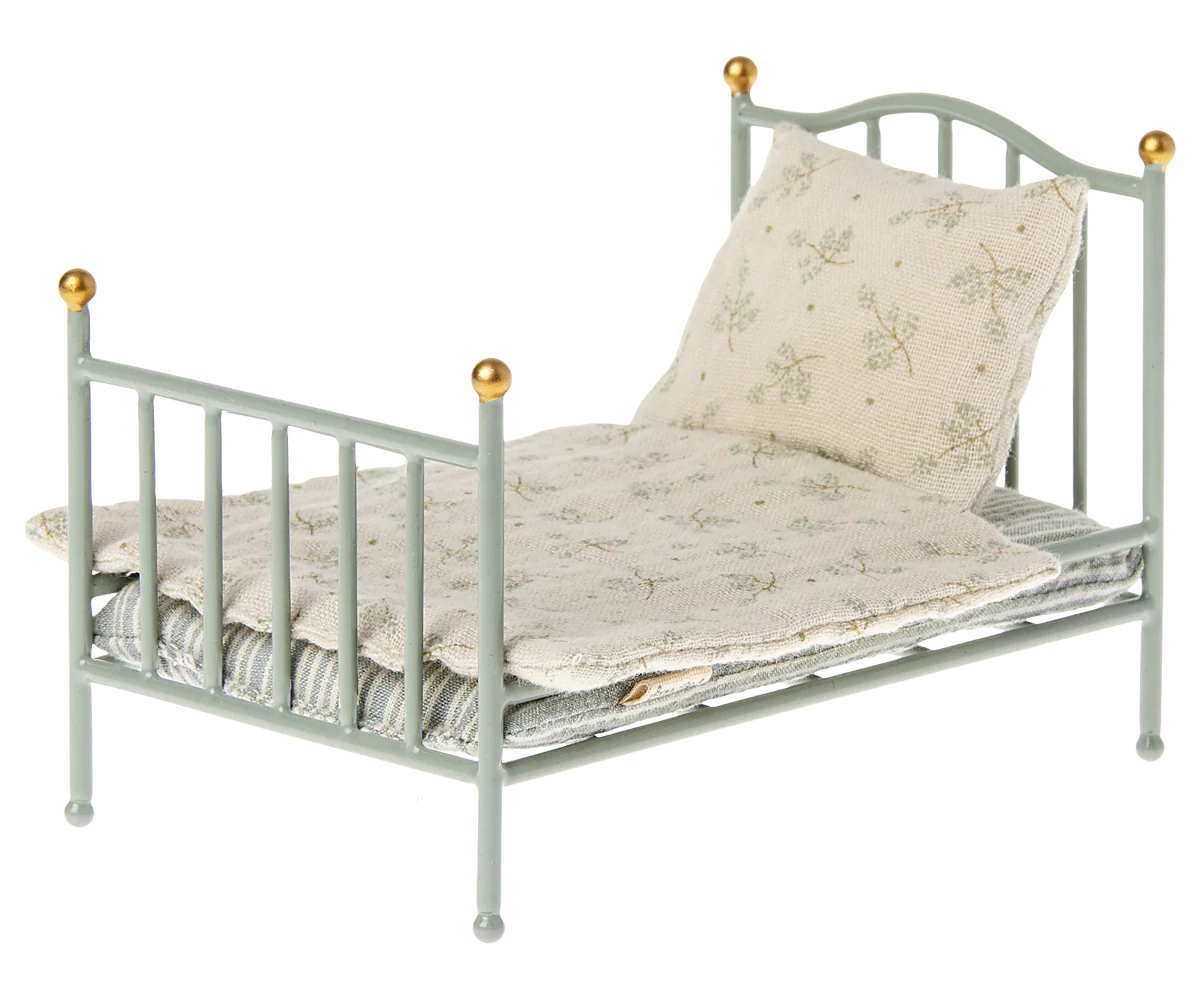 Maileg Vintage Bett Minze | Maus