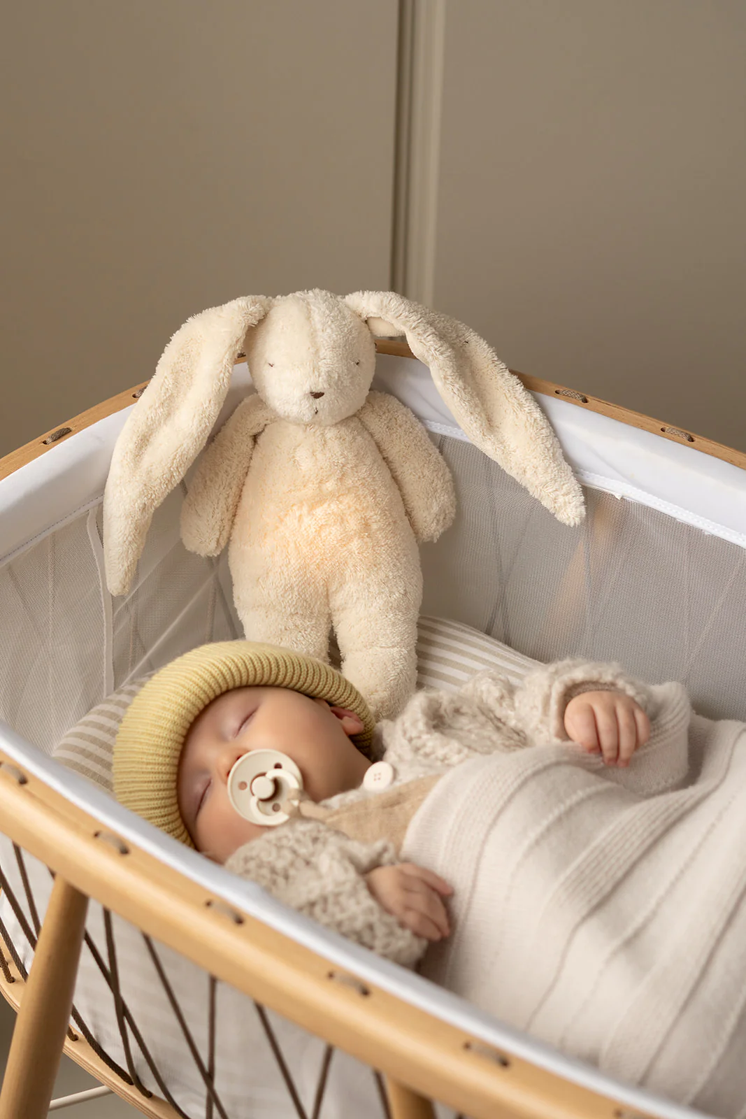 Moonie Hase mit Licht 2.0 "Organic Humming Bunny" | Polar - Image 6