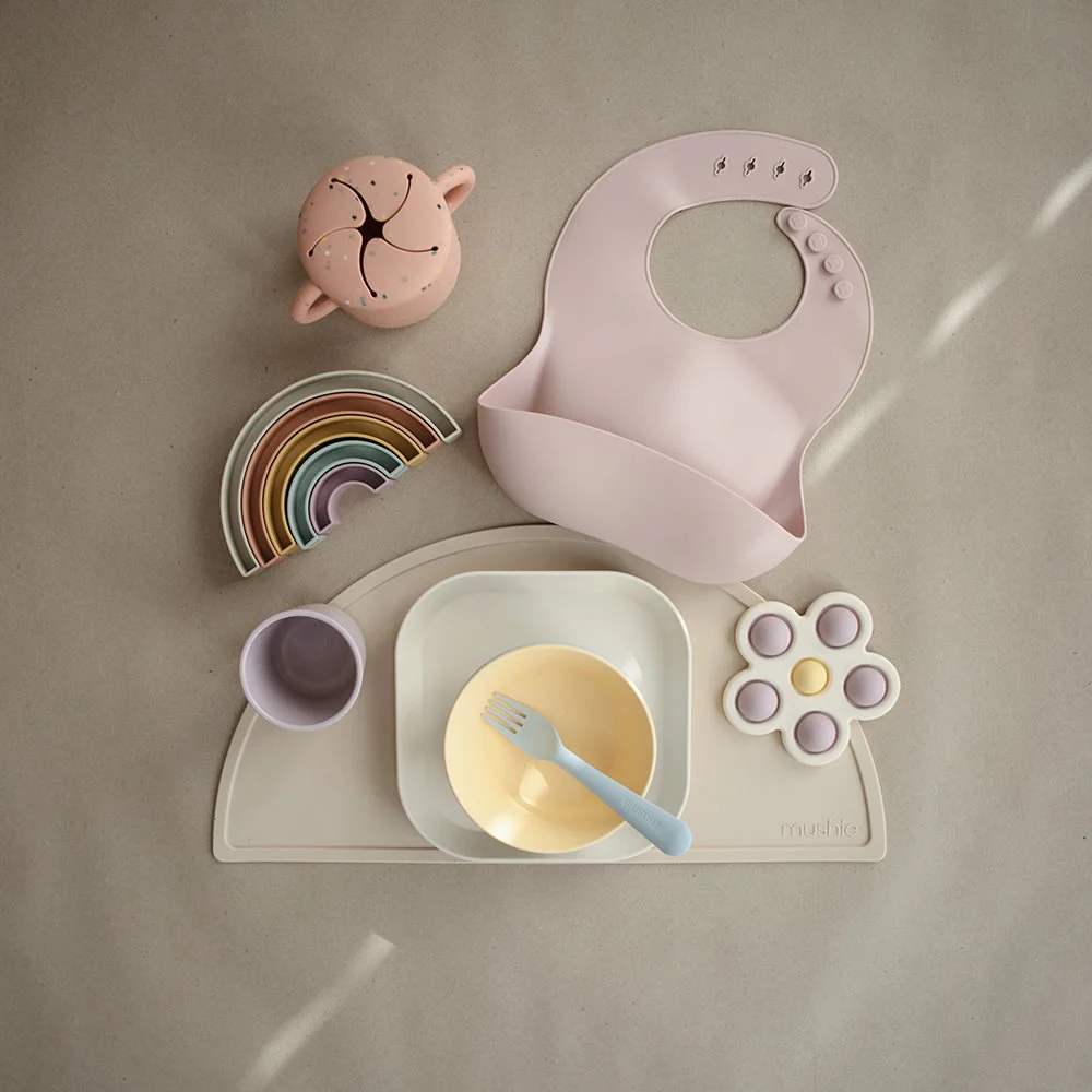 Mushie Blumen Babyspielzeug | Soft Lilac/Pale Daffodil/Ivory - Image 4