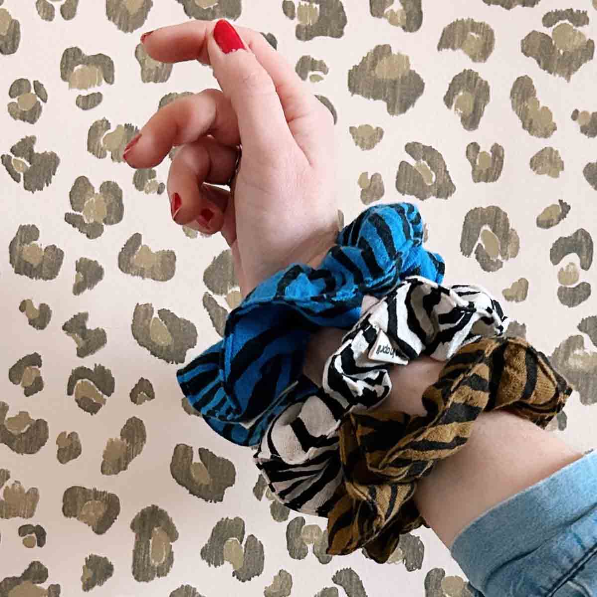 Rose in April Scrunchie "Zebra Tapenade“ - Image 3