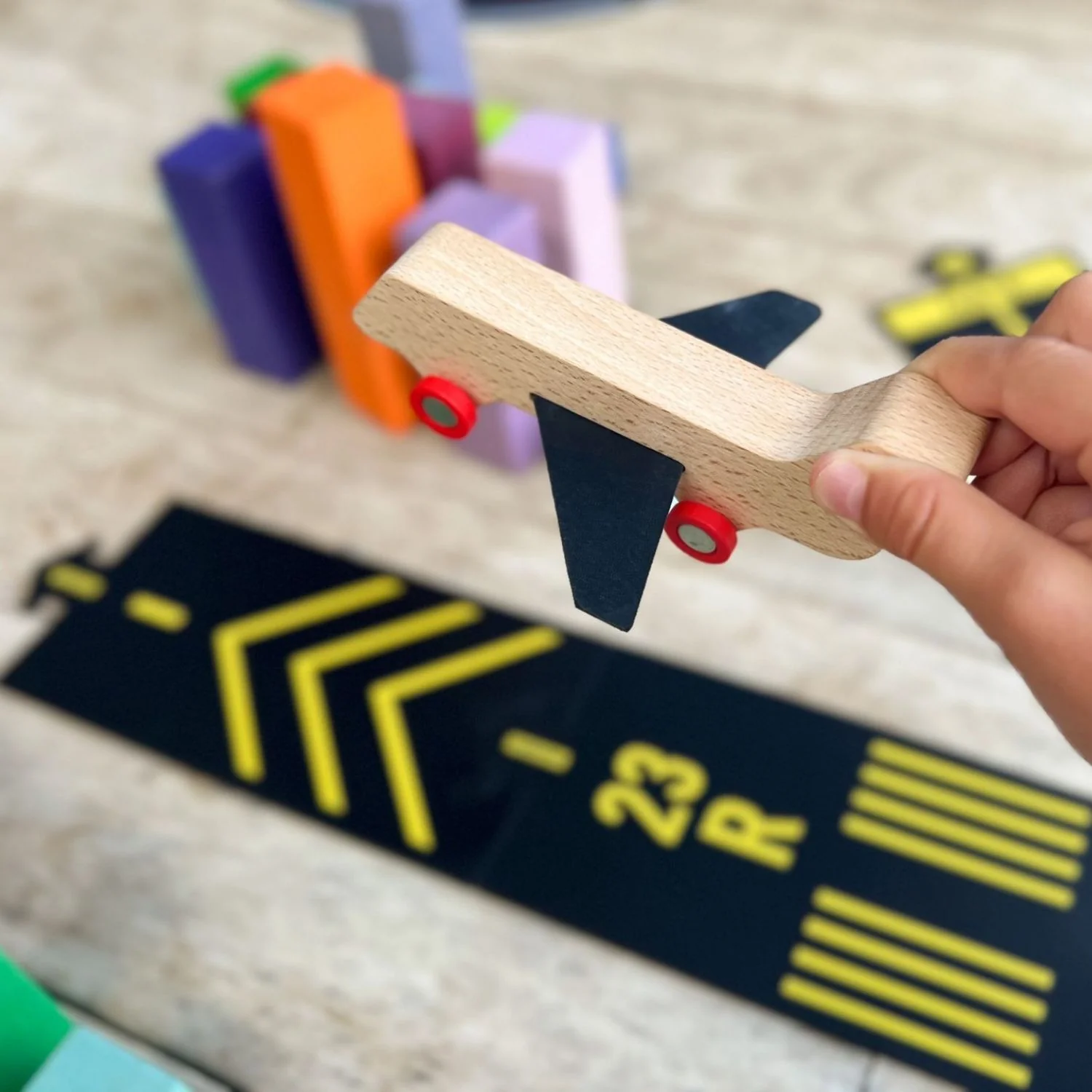 Waytoplay Runway | Airport-Set mit Flugzeug - Image 2